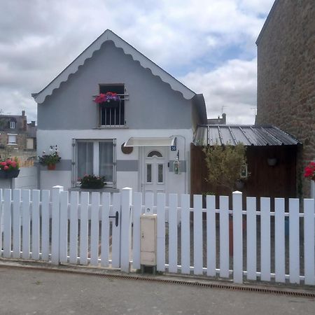 Gite The Georgette House Villa Pontorson Buitenkant foto
